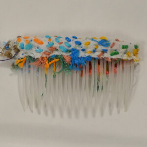 Hair comb (white) by Amy Caliri